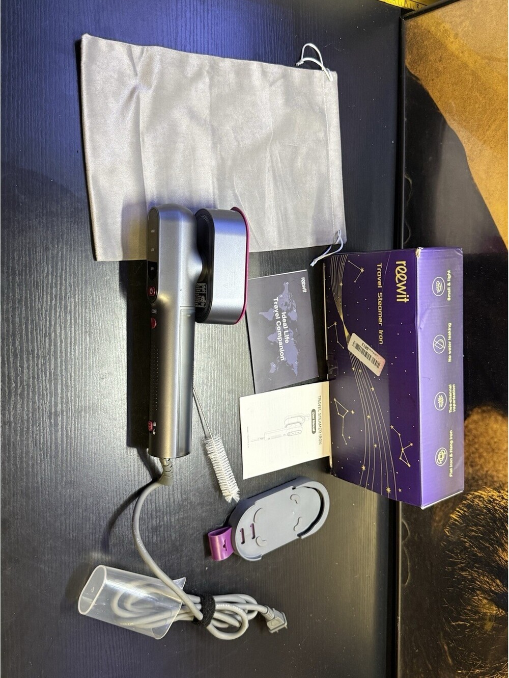 Reewit Travel Steamer Iron 2-in-1 1200W Dual Voltage YG-0118-JL-A Complete